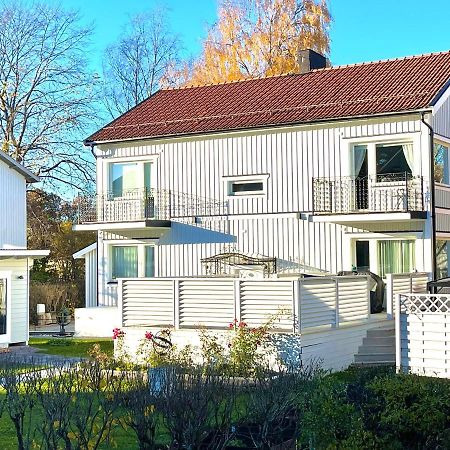 3 Rooms With Private Kitchen & Private Bathroom 5B Gavle Bagian luar foto