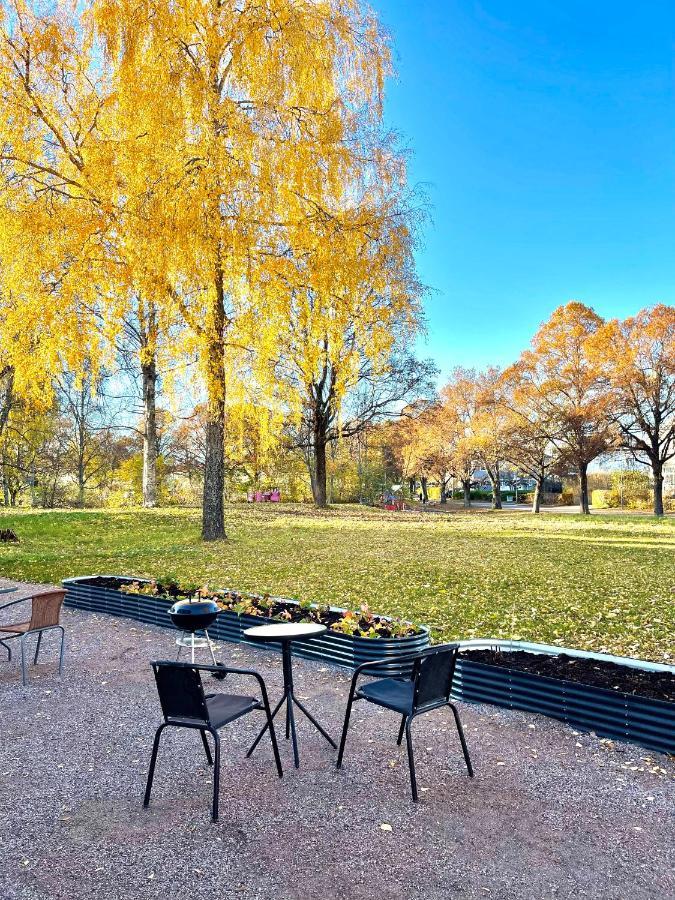 3 Rooms With Private Kitchen & Private Bathroom 5B Gavle Bagian luar foto